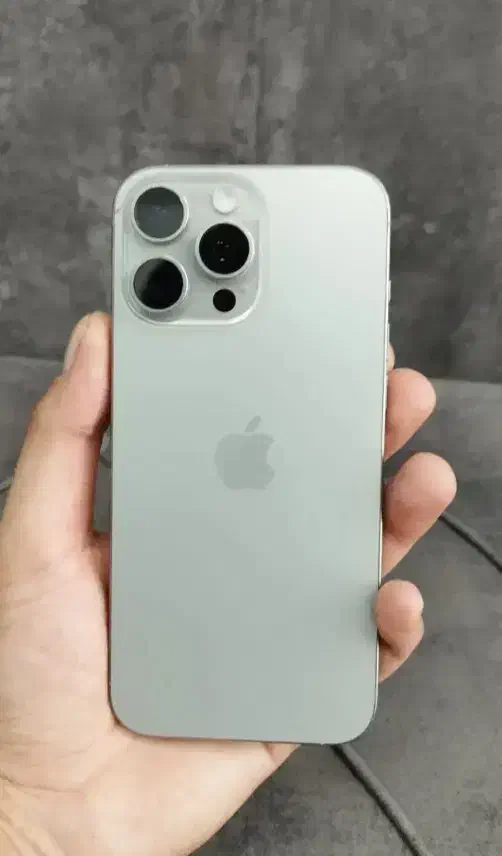 ایفون ۱۶ پرومکس ۲۵۶ فیک|موبایل|بروجن, |دیوار