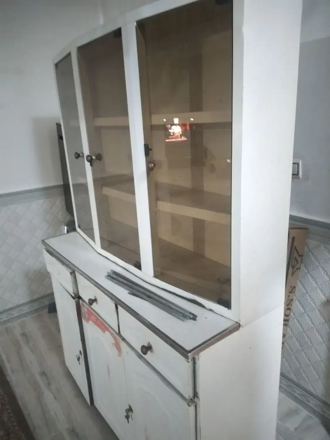 کابینت فلزی|بوفه، ویترین، کنسول|مراغه, |دیوار