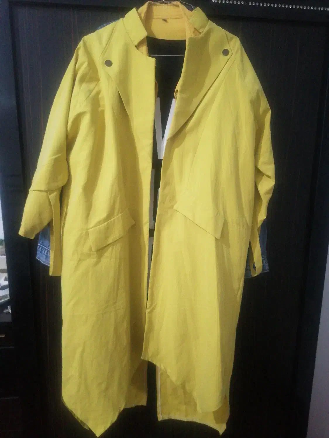 مانتو|لباس|زرندیه, |دیوار