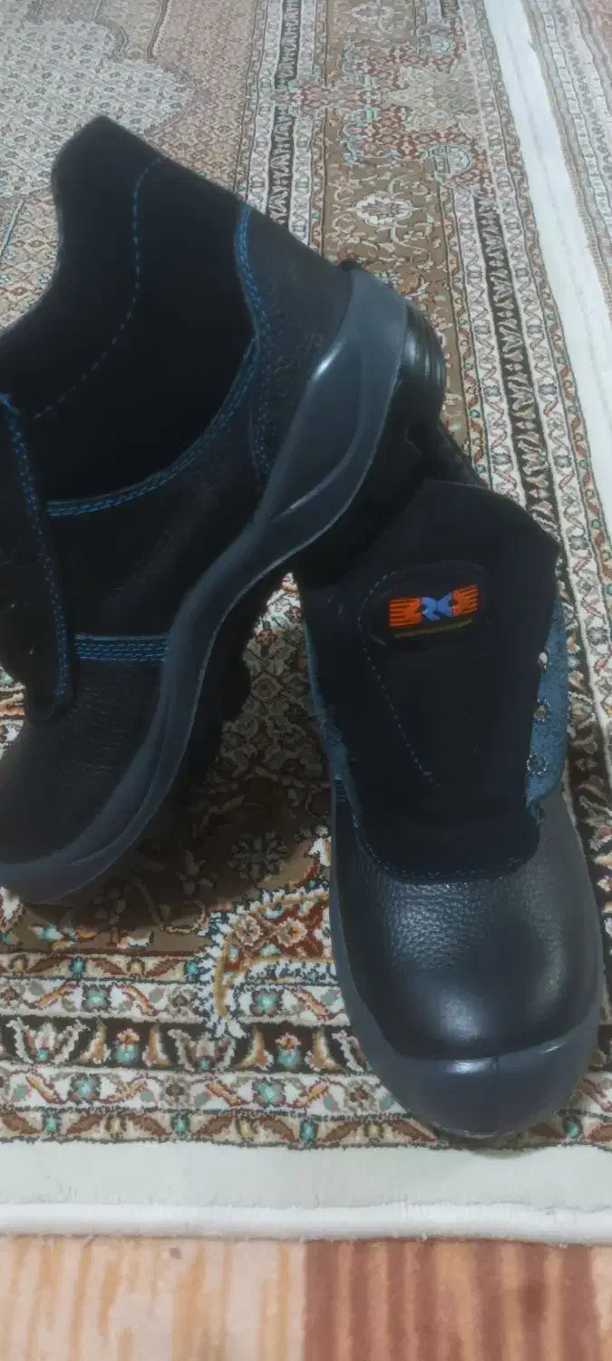 کفش ایمنی با بهترین مارک سیل ور|کیف، کفش، کمربند|ارومیه, |دیوار