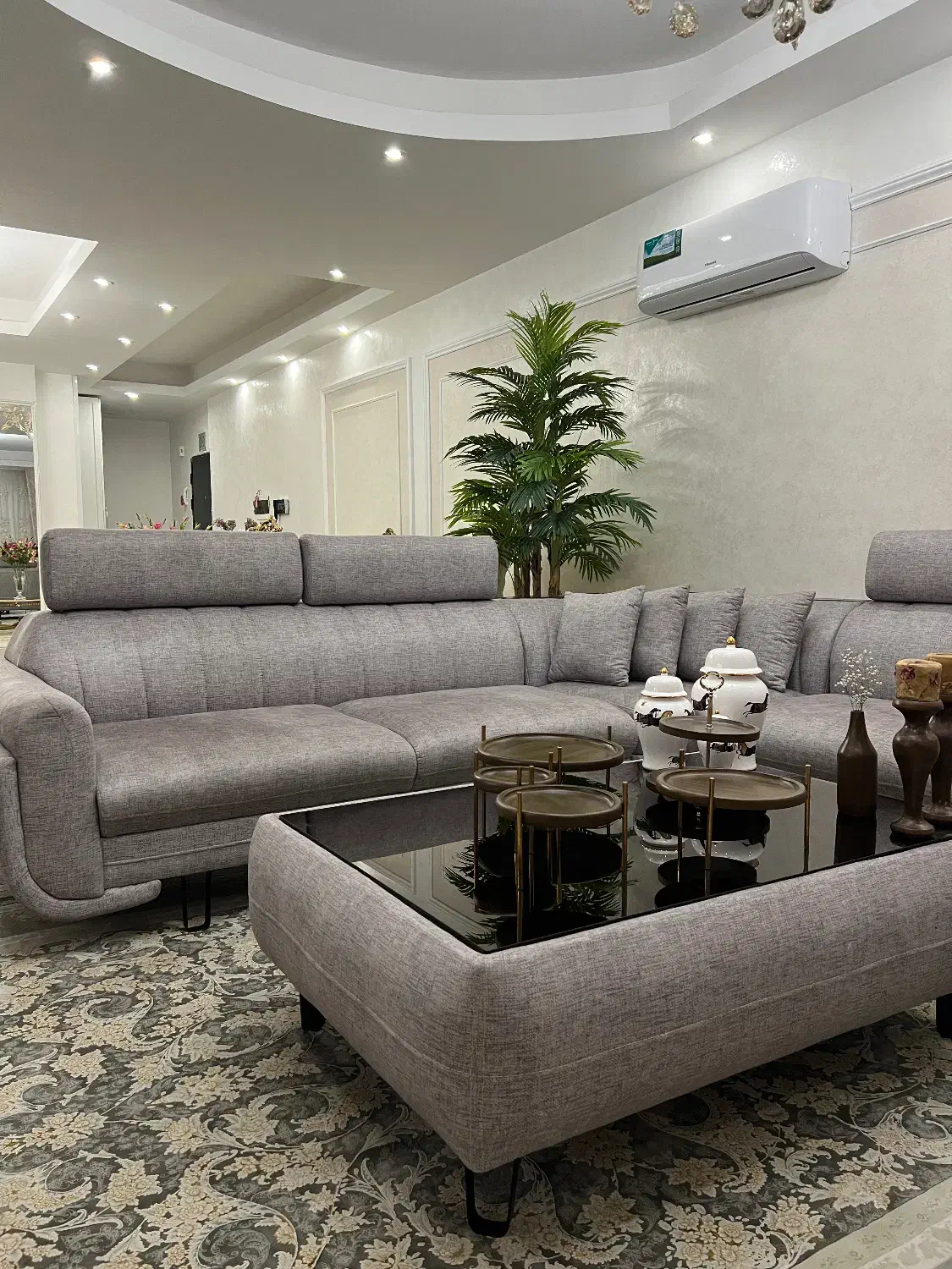 مبل ال ۹نفره مکانیزه کاملا سالم فروشی|مبلمان خانگی و میز عسلی|فردیس, قریشی|دیوار