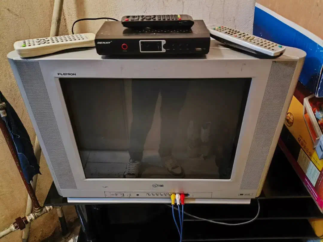 تلوزیونLG همراه میزو گیزنده دیجیتال|تلویزیون و پروژکتور|محمدیه-قزوین, |دیوار