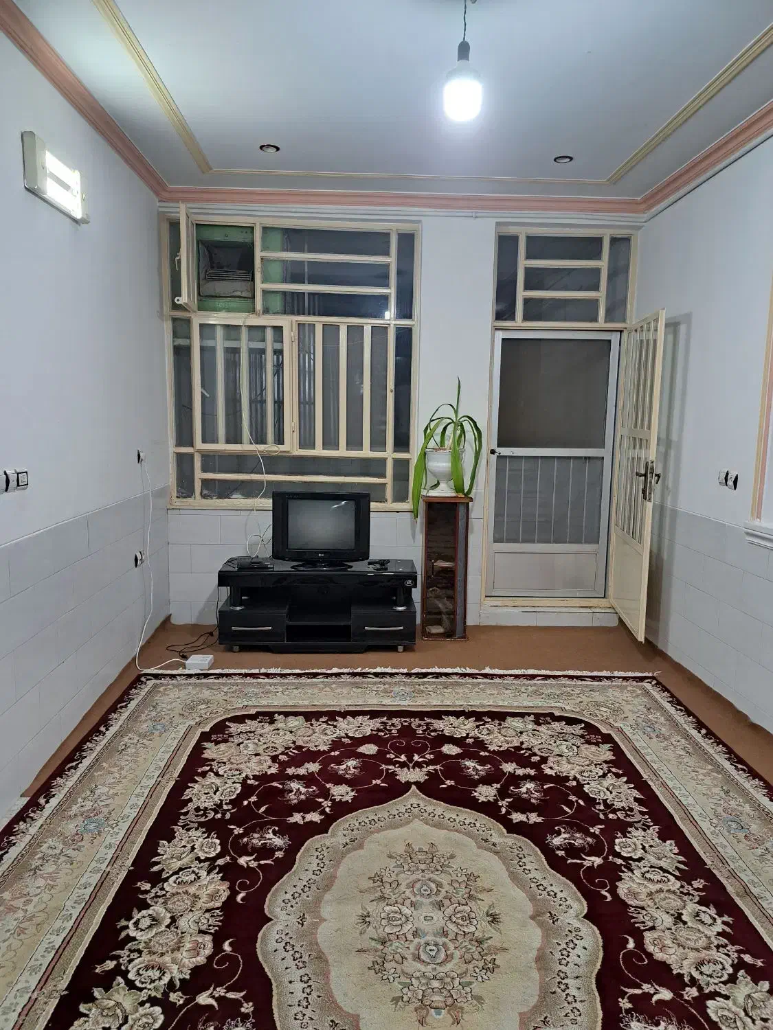 سوئیت و واحد اقامتی|اجارهٔ کوتاهمدت آپارتمان و سوئیت|یزد, |دیوار