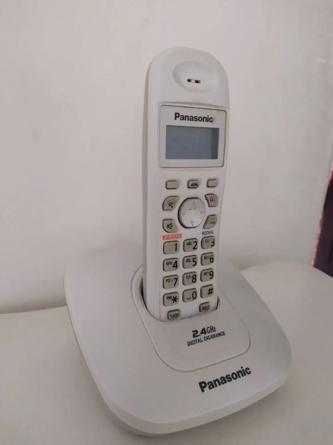 گوشی تلفن|تلفن رومیزی|رشت, پاره بیجار|دیوار