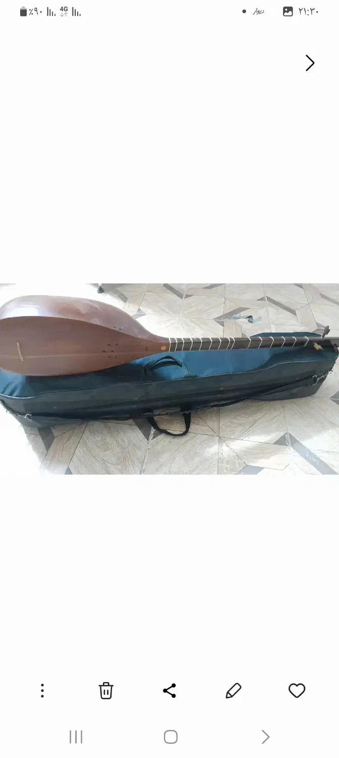 تنبور محمدی کاسه  یک تکه توت وگردو|سازهای سنتی|تاکستان, |دیوار