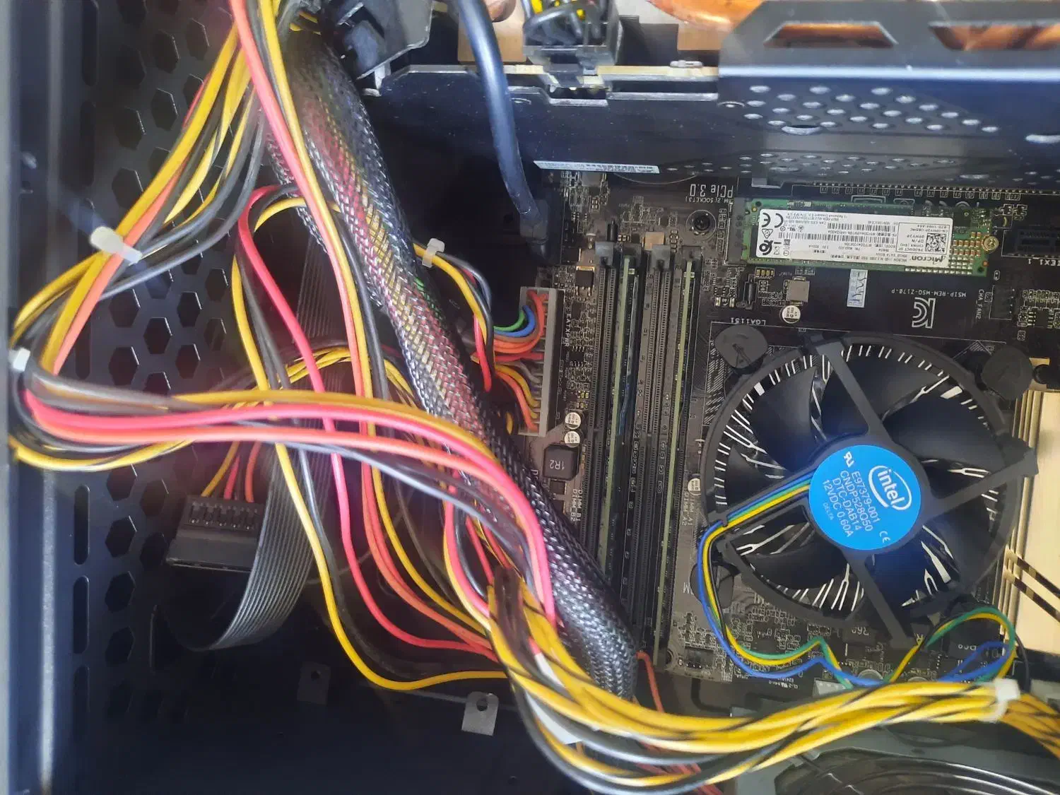 کامپیوتر گیم|رایانه رومیزی|یاسوج, |دیوار