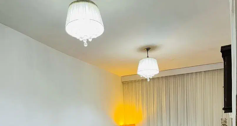 کاملا سالم|لوستر و چراغ آویز|رباطکریم, رباطکریم|دیوار