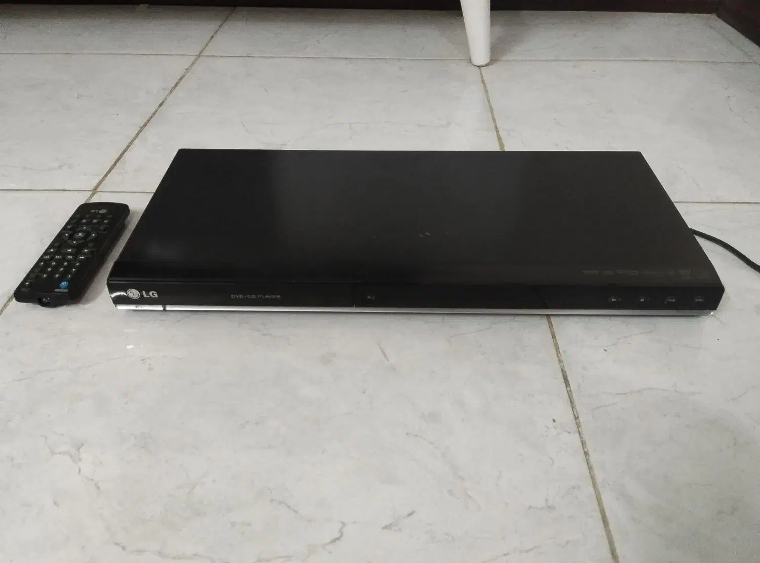 یه دی وی دی پلیر ال جی بایه پیراهن مجلسی تن نرفته|سیستم صوتی خانگی|همدان, |دیوار