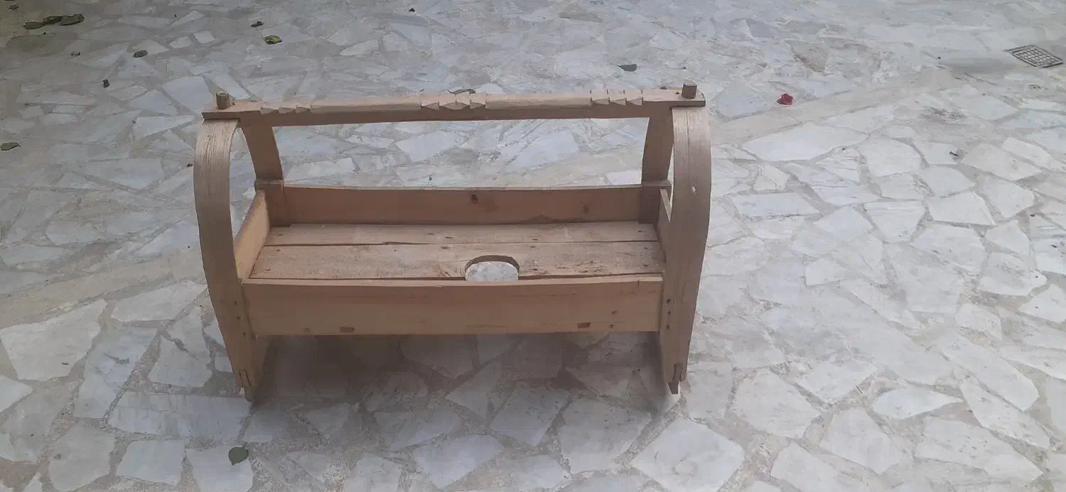 گهواره چوبی|تخت و صندلی بچه|رشت, گلسار|دیوار