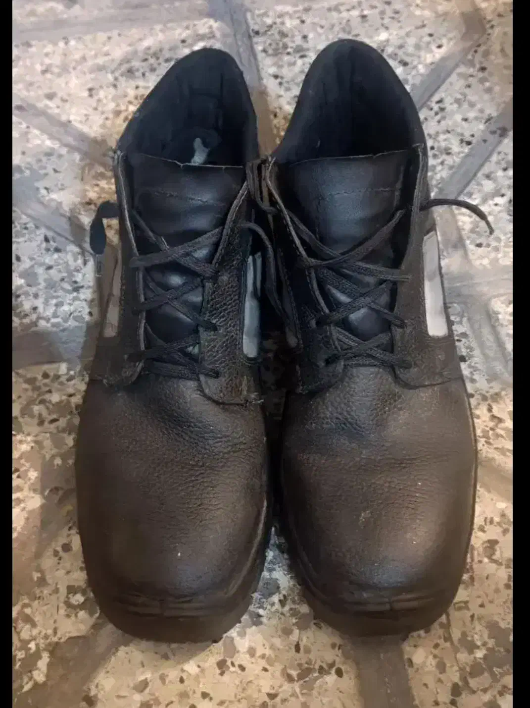 کفش ایمنی|کیف، کفش، کمربند|مشهد, رده|دیوار