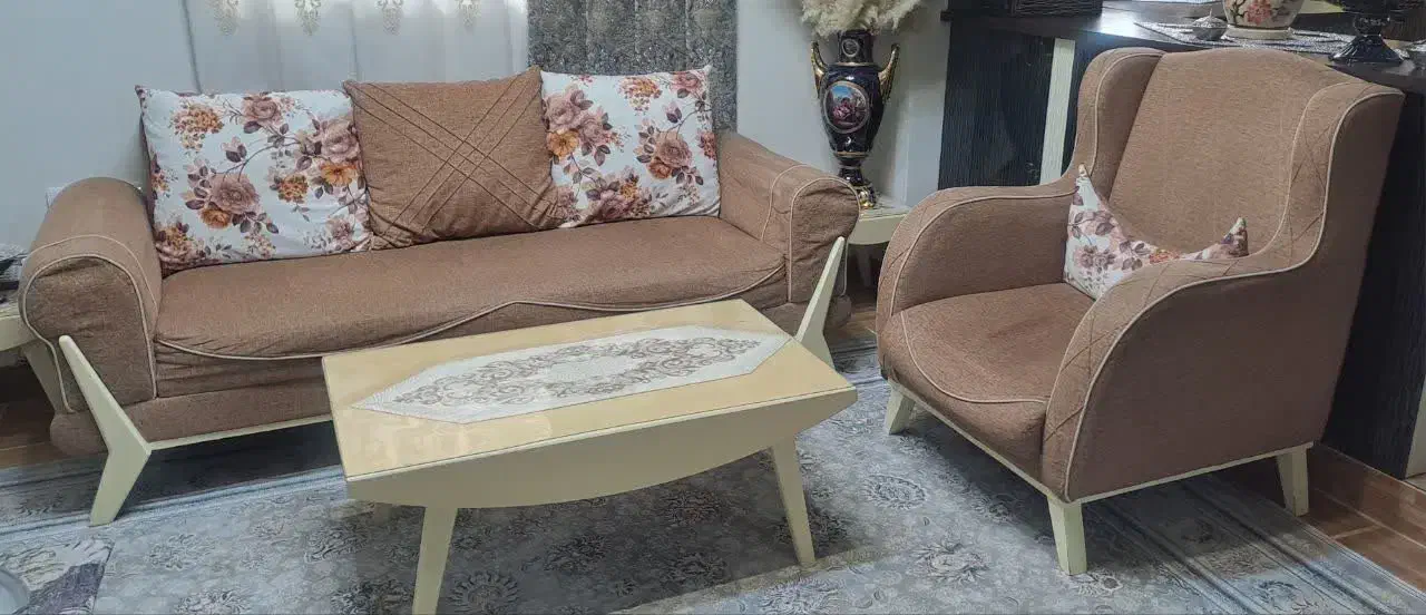مبل راحتی هفت نفره|مبلمان خانگی و میز عسلی|تهران, کیانشهر|دیوار