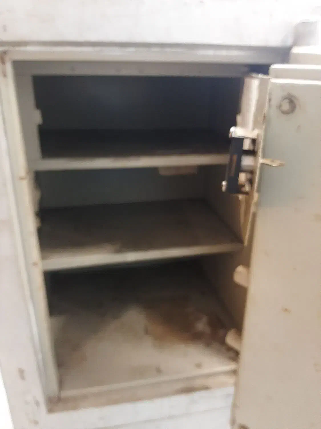 گاوصندوق مغازه|فروشگاه و مغازه|لاهیجان, قیام|دیوار