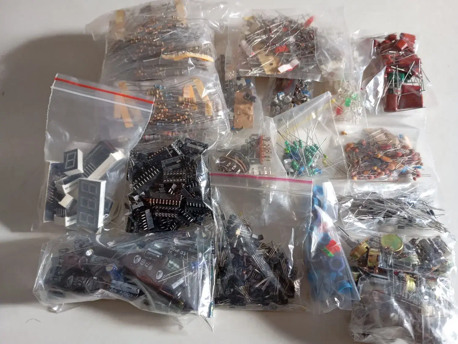 برد و قطعات الکترونیکی|قطعات و لوازم جانبی رایانه|کرمان, |دیوار