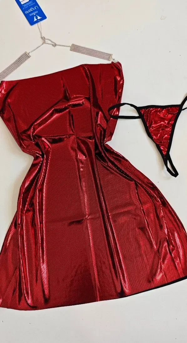 هدیه ولنتاین|لباس|قم, شهر قائم|دیوار