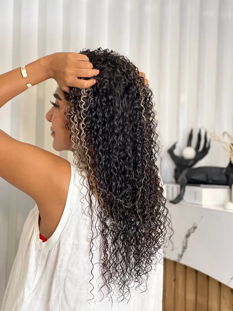 سالن زیبایی مانلی خدمات و آموزش بامدرک فنی حرفه ای|خدمات آرایشگری و زیبایی|قرچک, مهدیه|دیوار