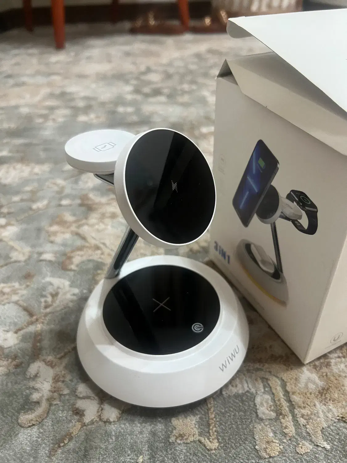 شارژر وایرلس مگنتی رومیزی در حد نو|لوازم جانبی موبایل و تبلت|تهران, تهرانپارس جنوبی|دیوار