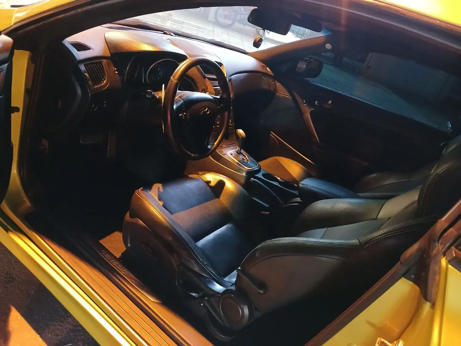 جنسیس کوپه|خودرو سواری و وانت|مشهد, کوی سیدی|دیوار