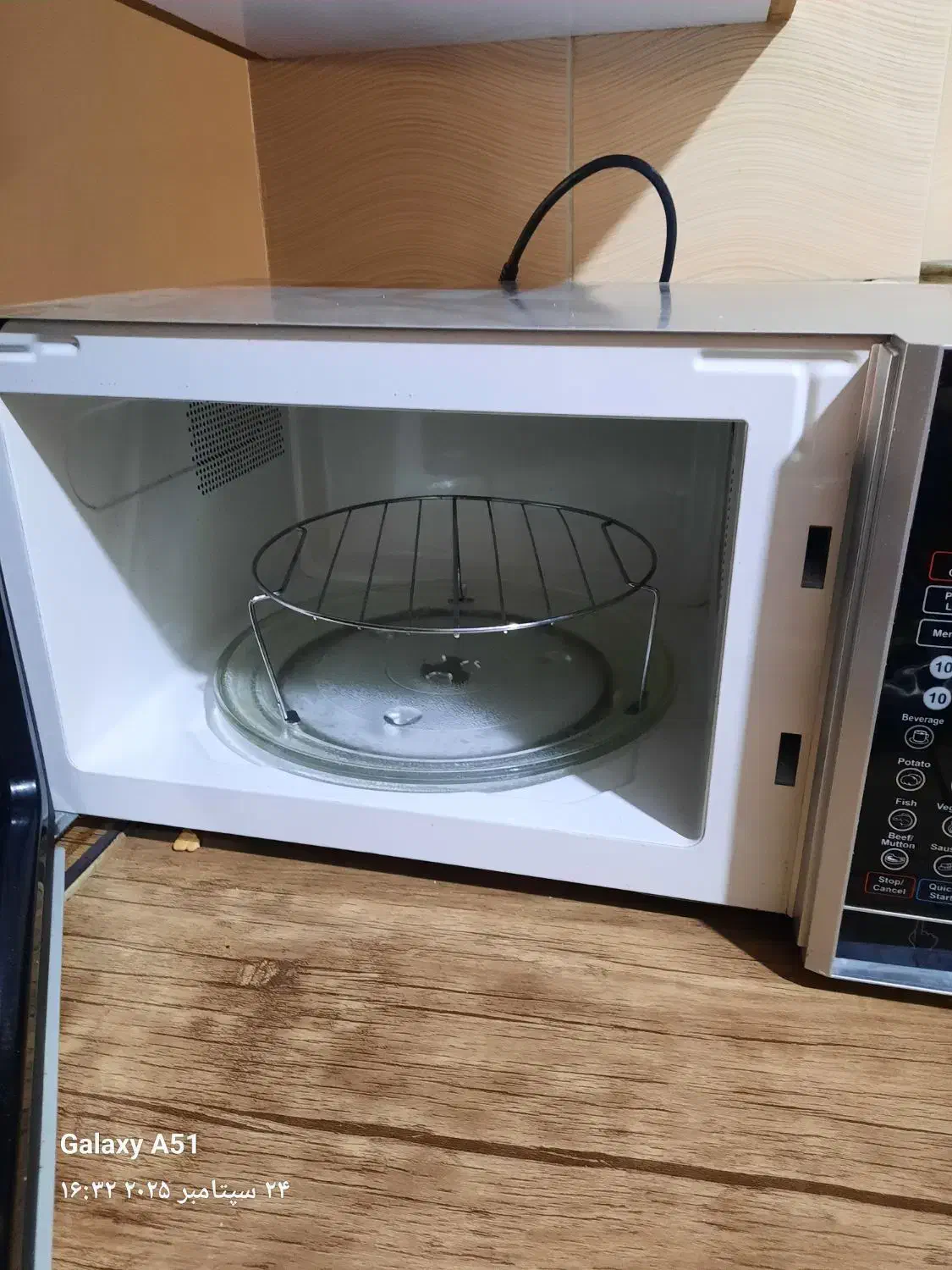 ماکروفر|اجاق گاز و لوازم برقی پخت‌وپز|قرچک, مهدیه|دیوار