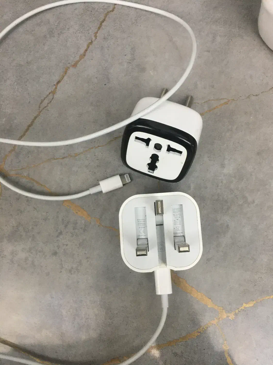 شارژر ایفون با آداپتور و سیم|لوازم جانبی موبایل و تبلت|میاندوآب, |دیوار