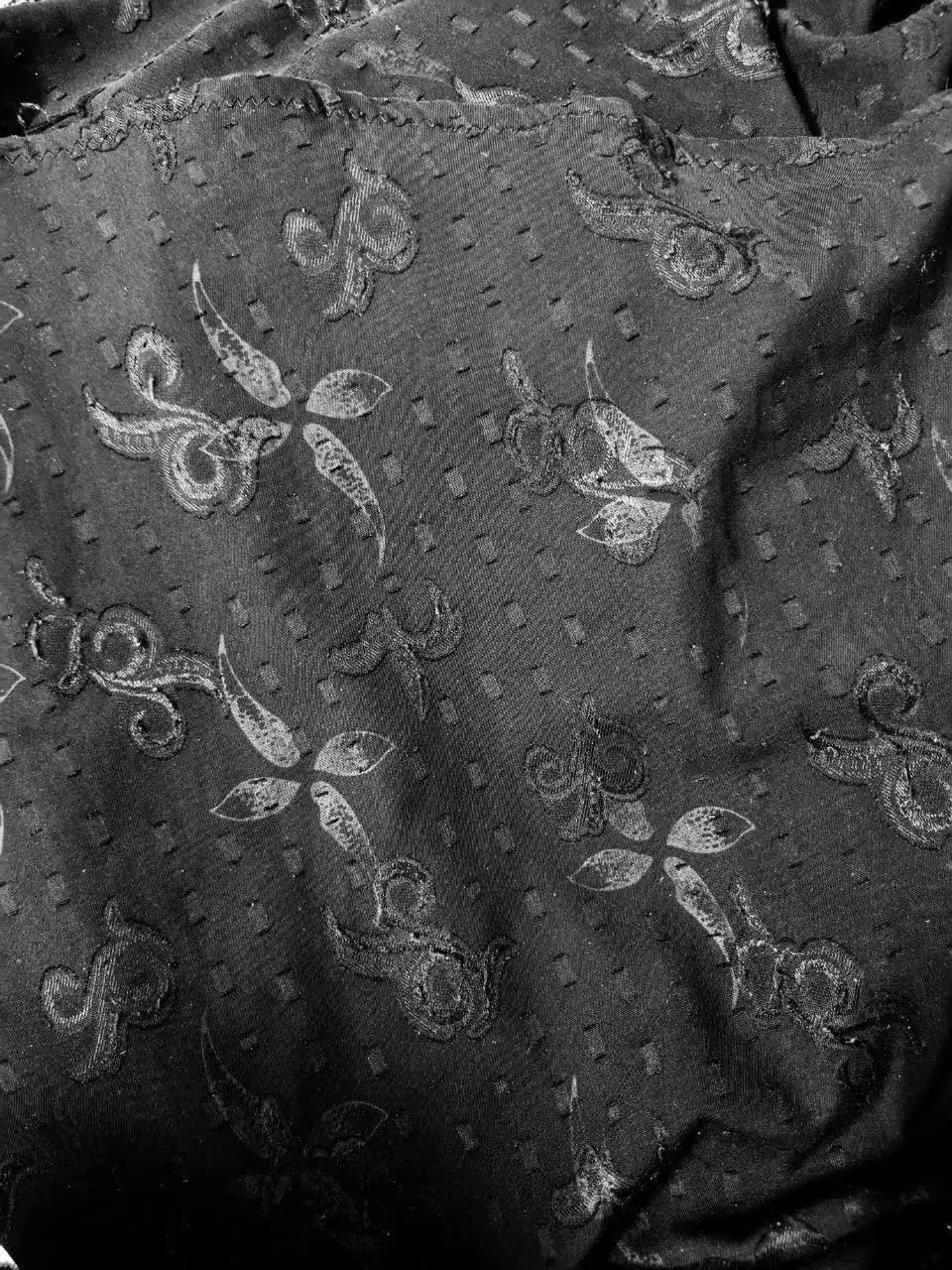 چادر مشکی|لباس|سمنان, |دیوار