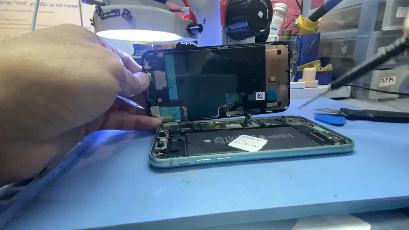 تعمیرات ایفون،  شیاوومی ، سامسونگ|خدمات رایانه‌ای و موبایل|خرم‌آباد, |دیوار