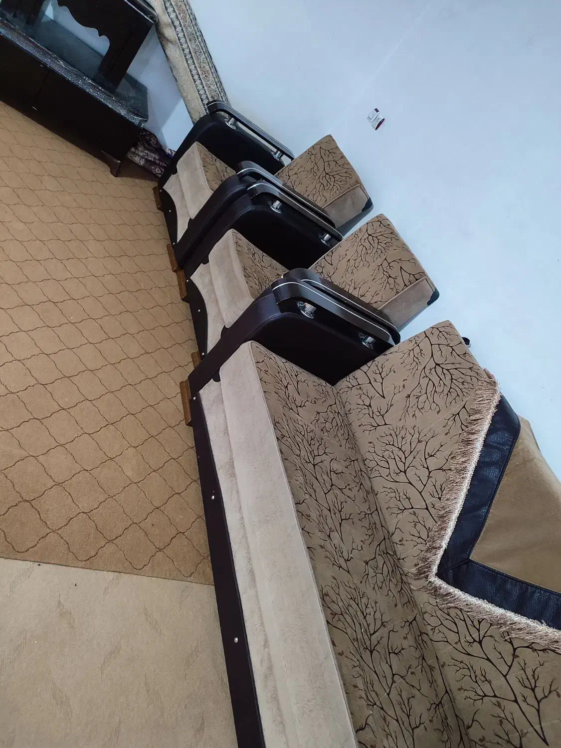 مبل و جلومبلی|مبلمان خانگی و میز عسلی|اشنویه, |دیوار