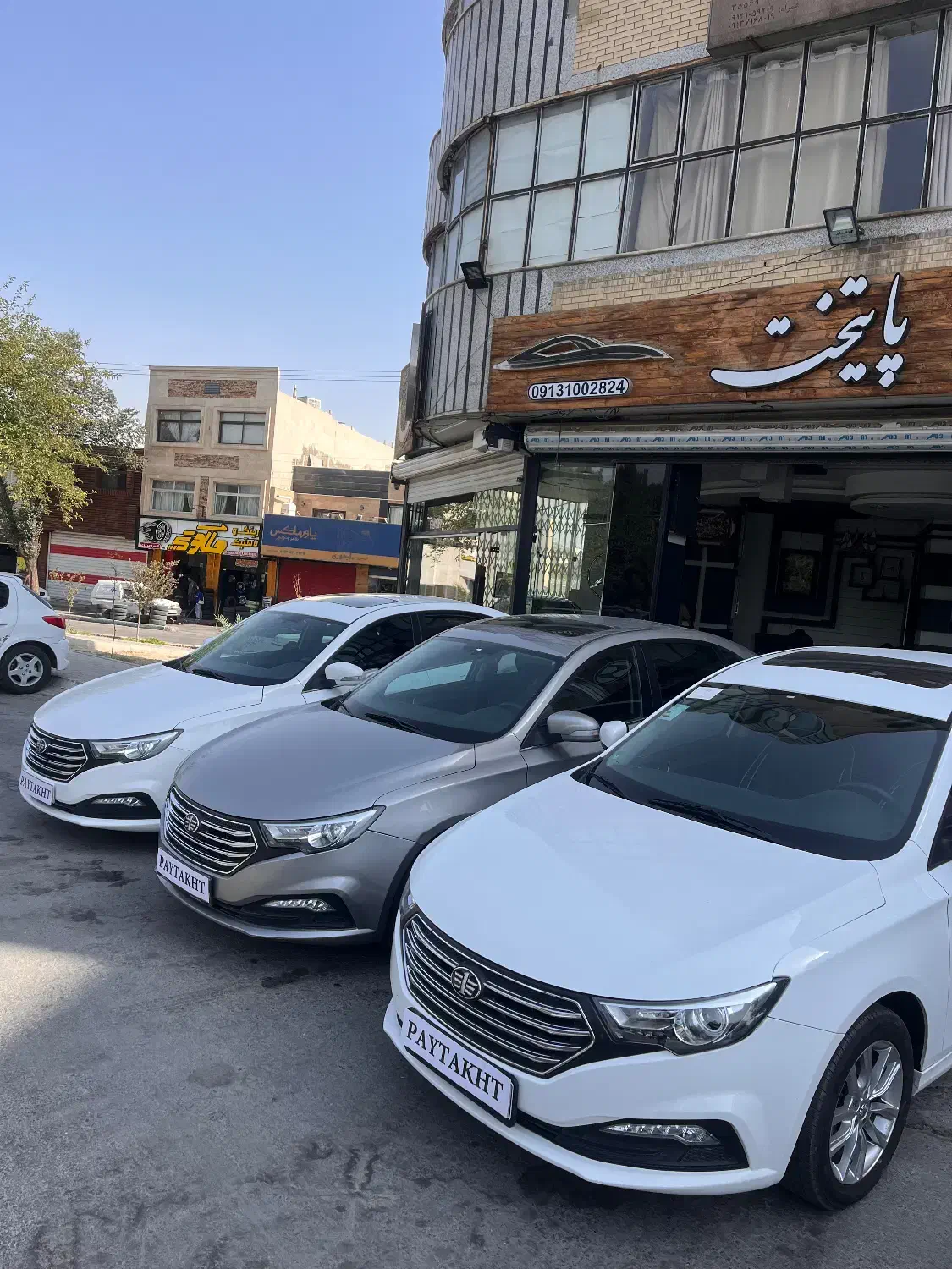 بسترن b30.   مدل ۹۸.  و مدل ۱۴۰۱|خودرو سواری و وانت|اصفهان, لاله|دیوار