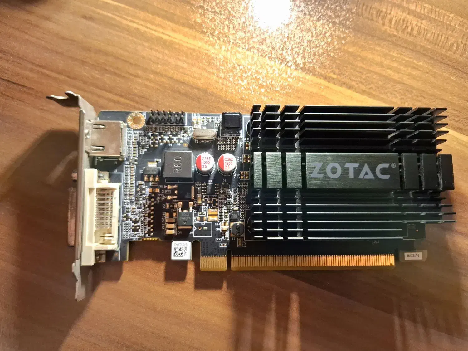 GT 710 کارت گرافیک|قطعات و لوازم جانبی رایانه|بندرعباس, |دیوار