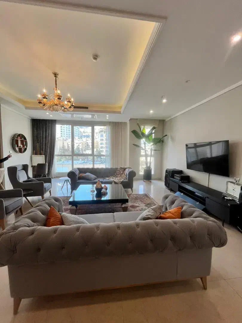 آپارتمان ۲۳۰ متر فرشته تاپ لوکیشن