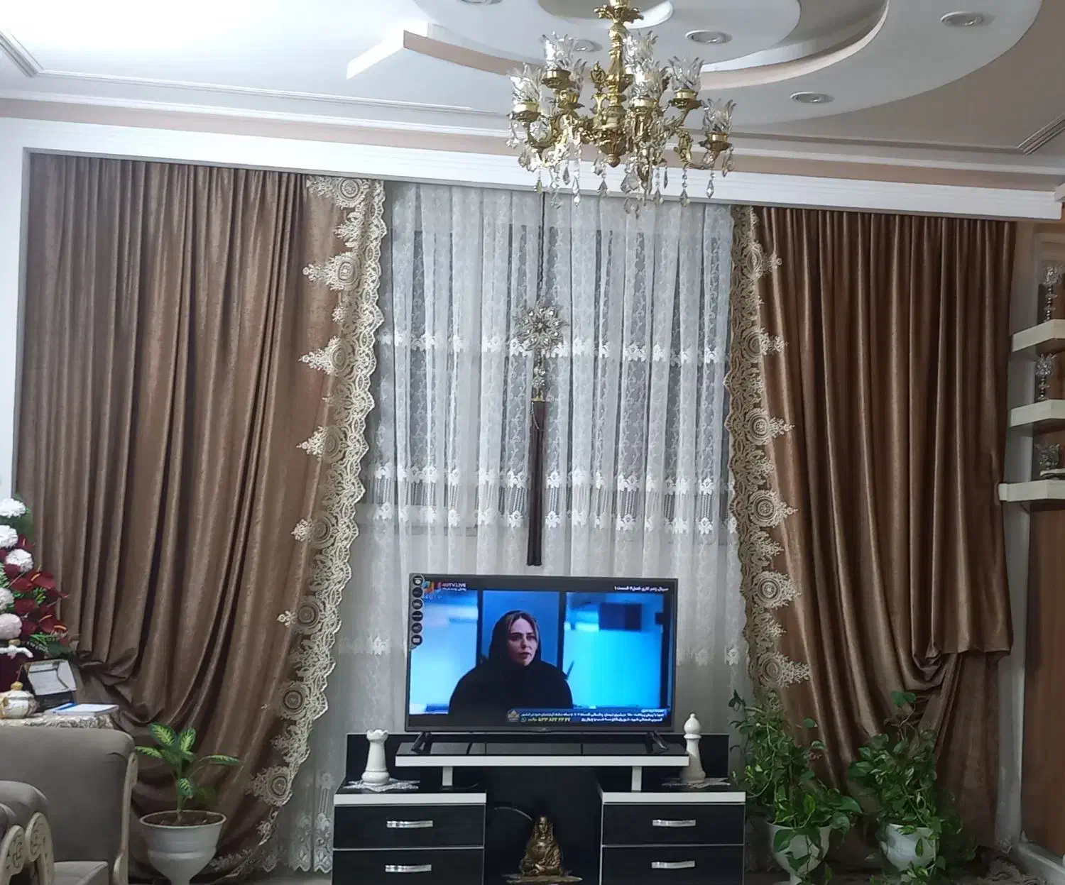 والن پرده|پرده، رانر، رومیزی|گلبهار, شهر جدید گلبهار|دیوار