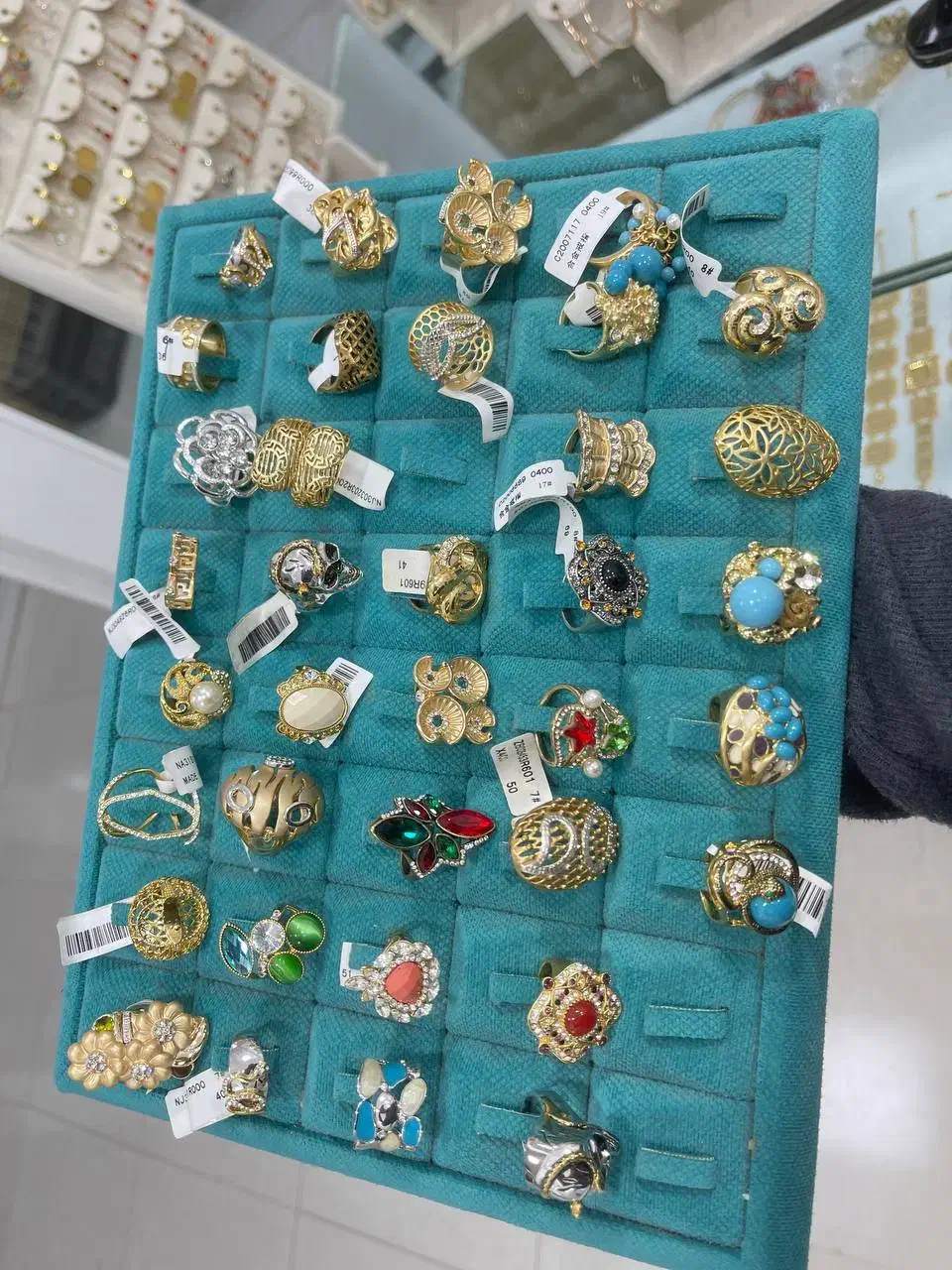 فقط کلی تک فروشی ندارییم|بدلیجات|شیراز, بازار|دیوار