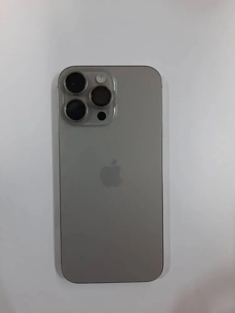 16پرو مکس zaa|موبایل|شیراز, رکن‌آباد|دیوار