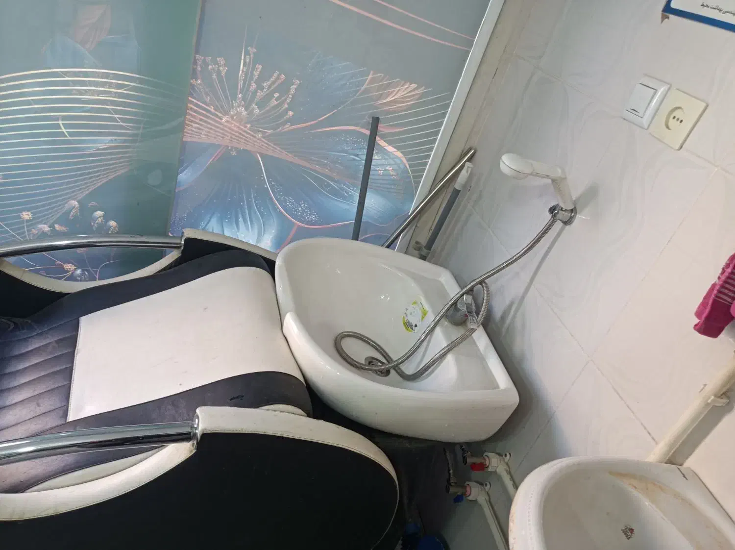 سر شور ارایشگاه|آرایشگاه و سالن‌های زیبایی|سبزوار, فقیه سبزواری|دیوار