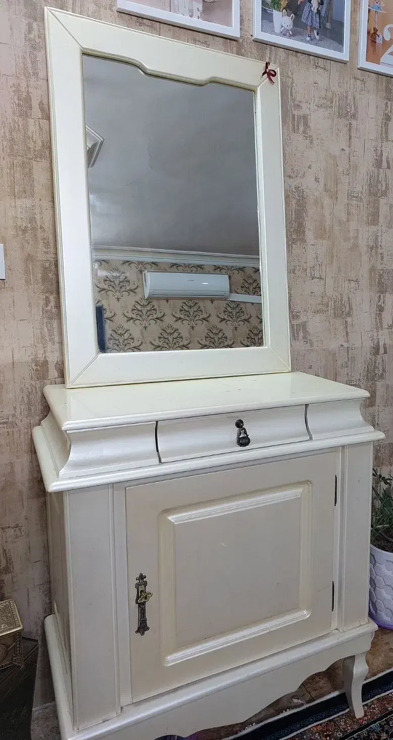 آینه کنسول چوبی|بوفه، ویترین، کنسول|مشهد, کوی المهدی|دیوار