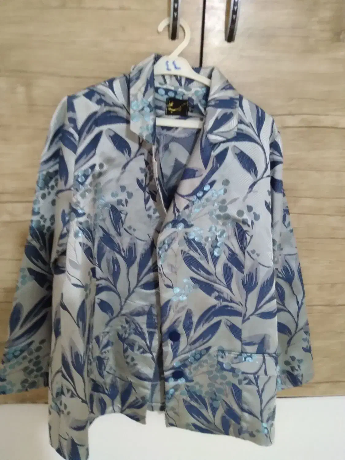 لباس|لباس|ایلام, |دیوار