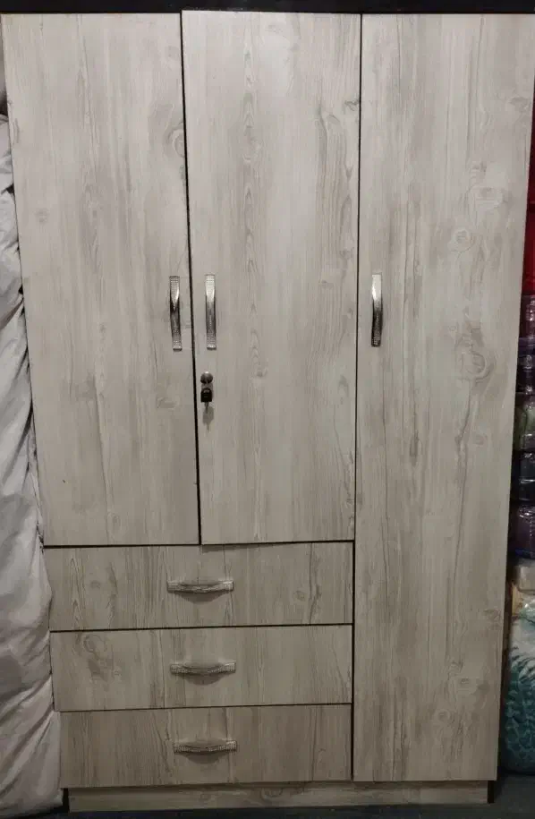 کمد و دراور درحدنو|جاکفشی، کمد، دراور|پاکدشت, پاکدشت (مامازند)|دیوار