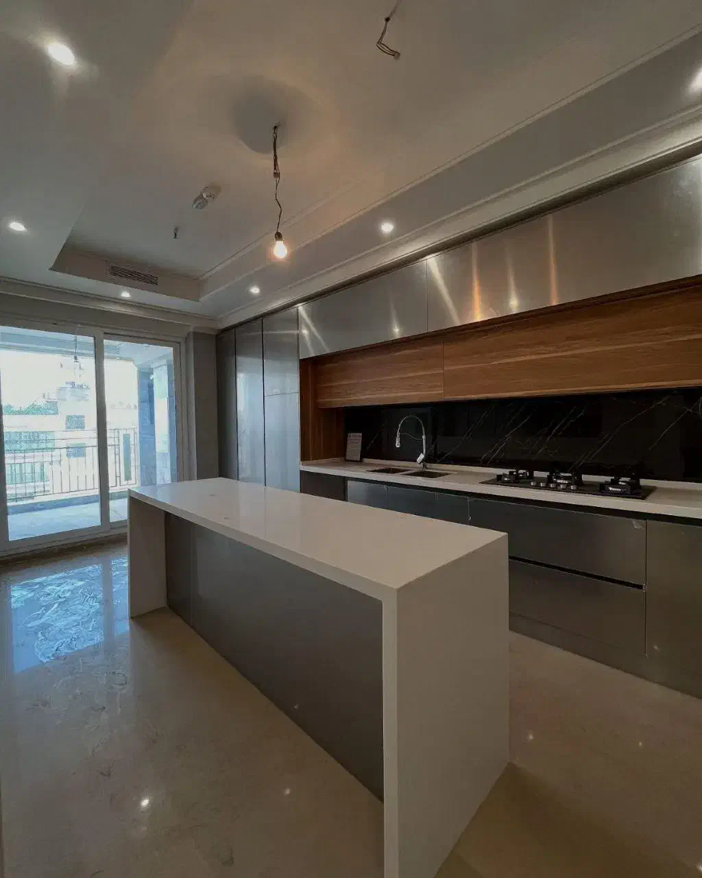 سه خواب 190متری سالن بزرگ تکمیل|فروش آپارتمان|صدرا-فارس, فاز ۱|دیوار