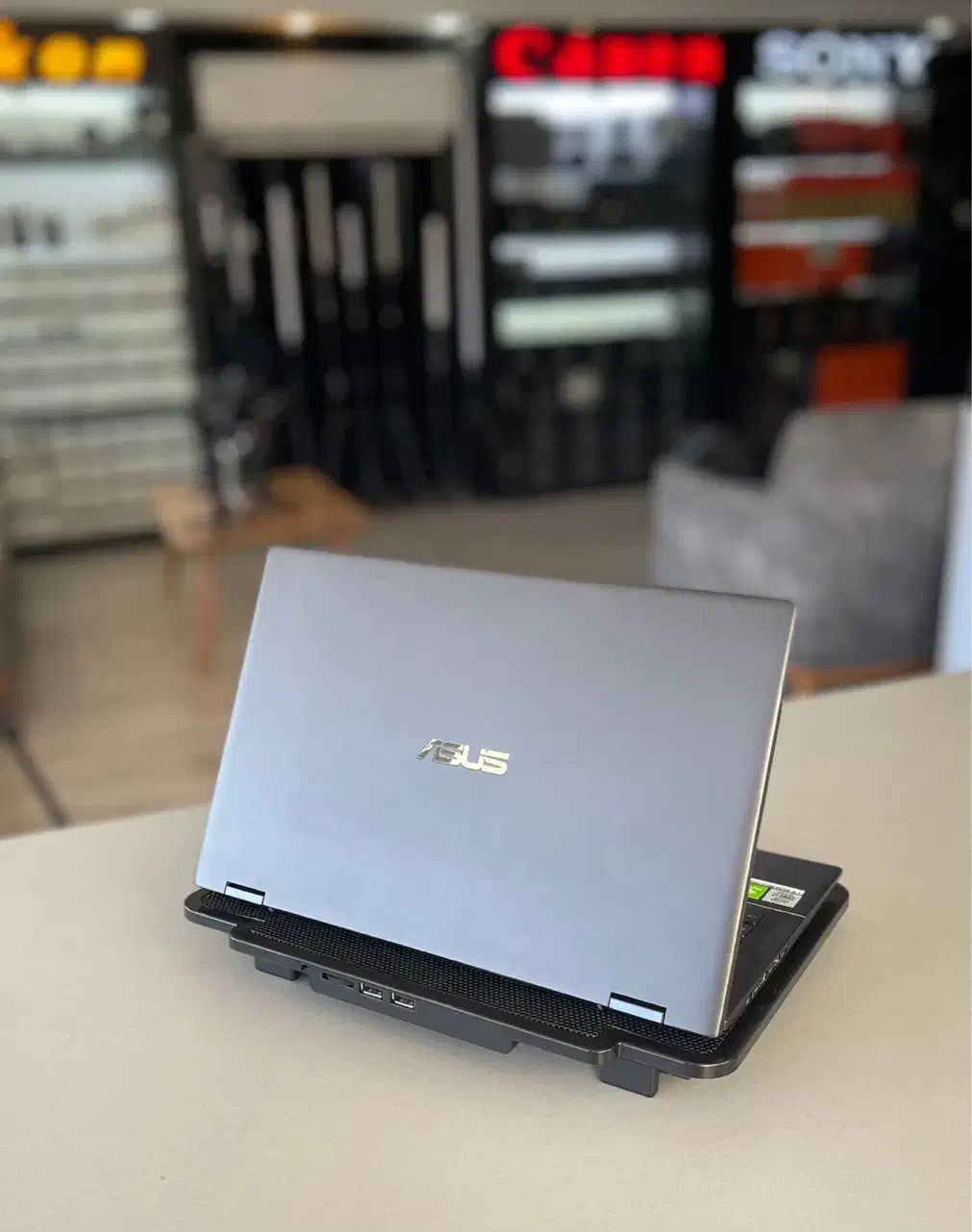 لپتاپ ایسوز زنبوکi7 لمسی گرافیک مجزا Asus ZenBook|رایانه همراه|شیراز, پارک آزادی|دیوار