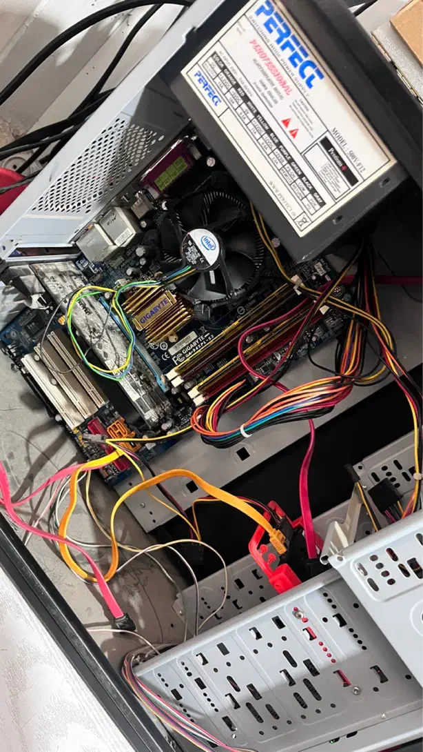 کامپیوتر|رایانه رومیزی|اردبیل, |دیوار