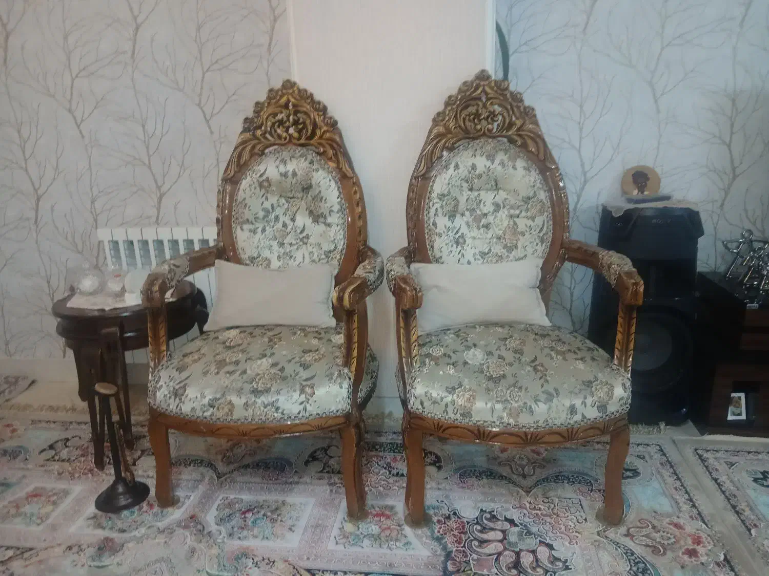 مبل ۹ نفره بسیار تمیز|مبلمان خانگی و میز عسلی|تهران, خزانه|دیوار