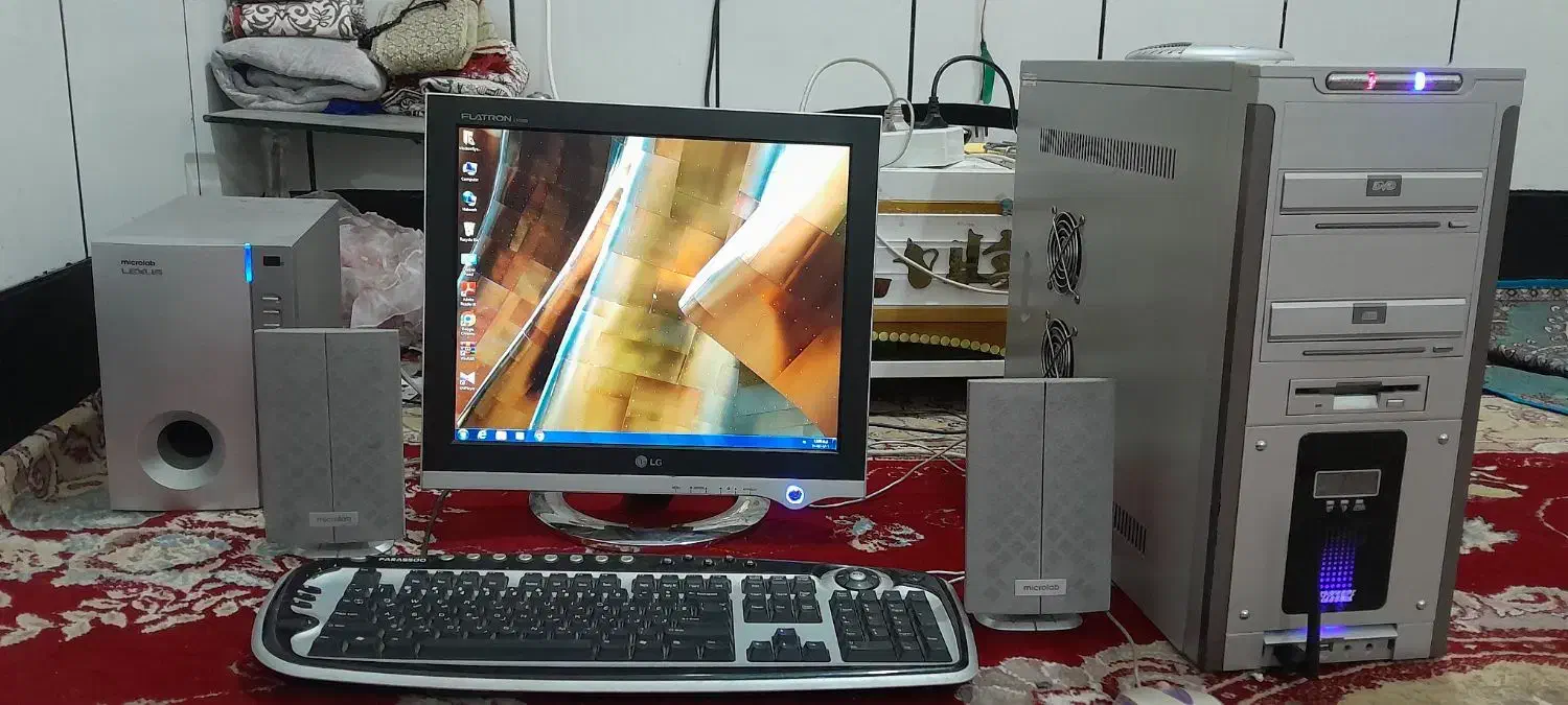 کیس و مانیتور و بلندگو|رایانه رومیزی|اهواز, کوی علوی|دیوار