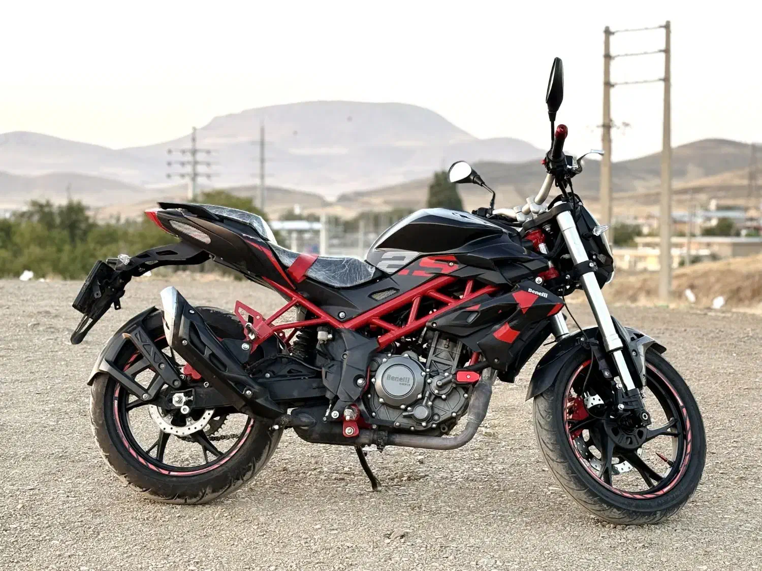 بنلی ۲۵۰ تک نیوفیس|موتورسیکلت|سنقر, |دیوار