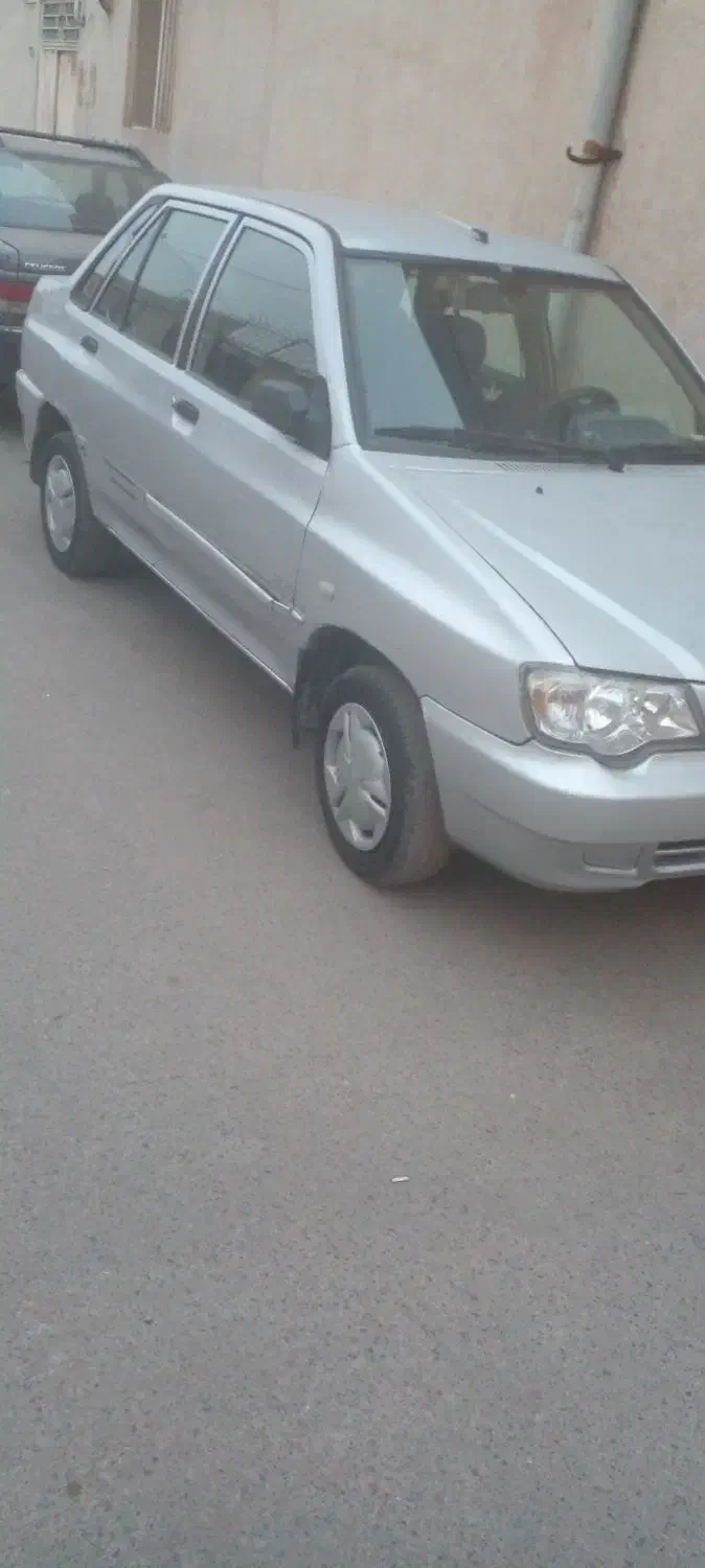 پراید ۸۸دوگانه بیرنگ نقره ای|خودرو سواری و وانت|کاشان, باغ ماجد|دیوار