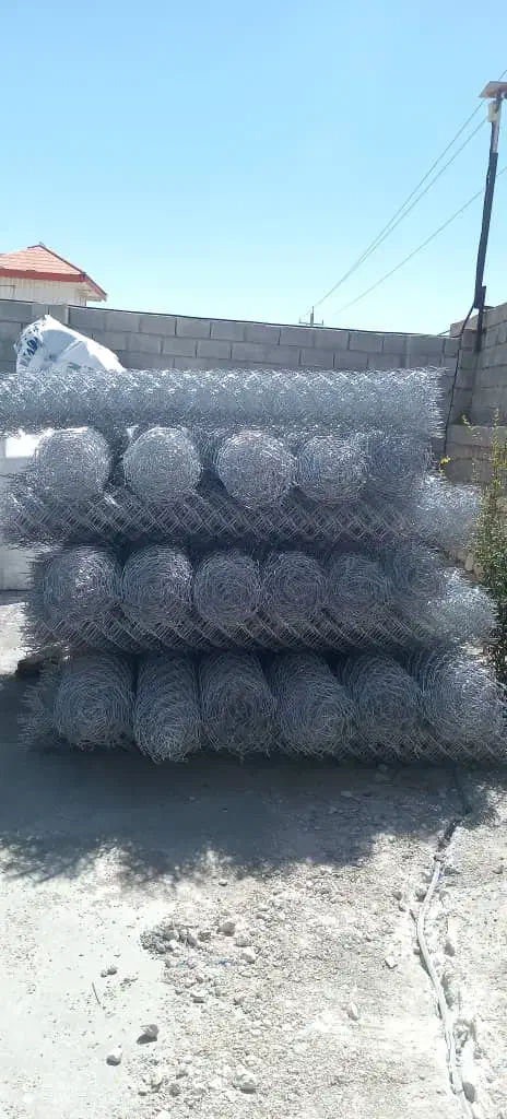 تولید و فروش فنس پایه فنس در ابعاد و ضخامت مختلف|عمدهفروشی|فیروزآباد (فارس), |دیوار