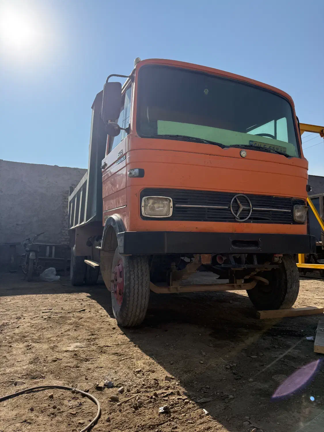 خاور کمپرسی درجه یک|خودرو سنگین|شیراز, کوشک بیدک|دیوار