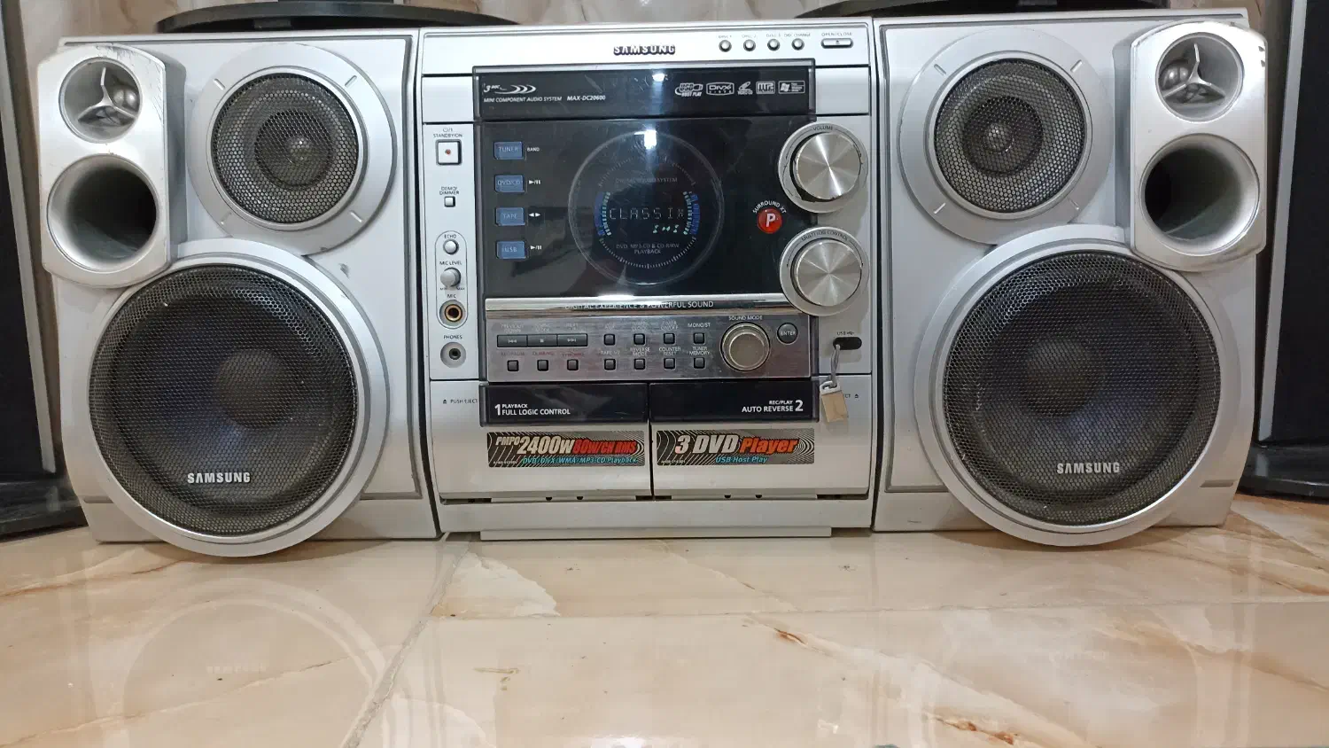 یک دستگاه ه ضبط و پخش و چهار باند سامسونگ|سیستم صوتی خانگی|ری, شهرک نظامی|دیوار