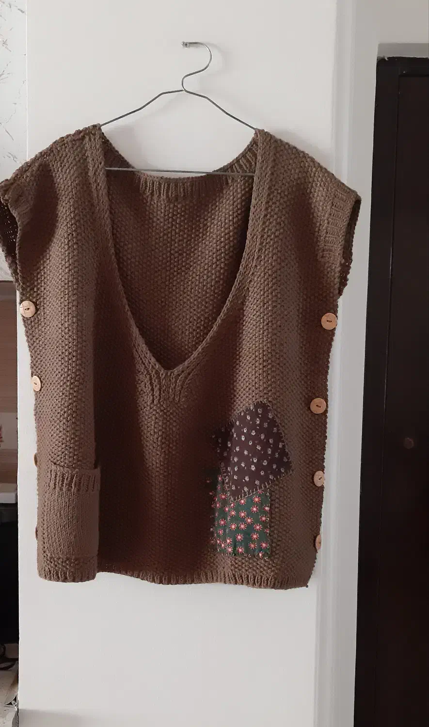 جلیقه|لباس|رشت, گلباغ نماز|دیوار