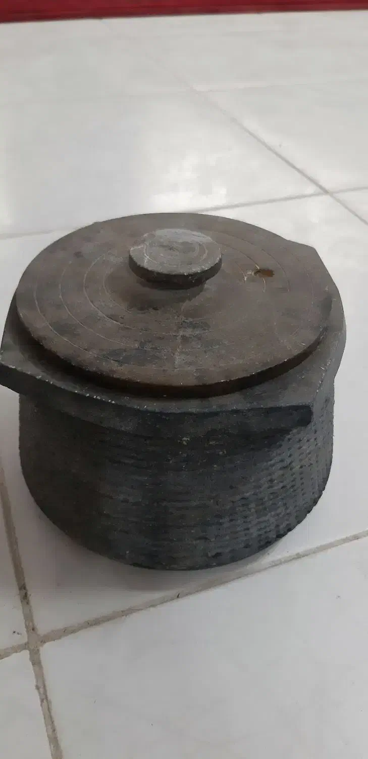 دیگ سنگی هرکاره ۴ نفره کاملا سالم|کلکسیون اشیاء عتیقه|مشهد, عبادی|دیوار