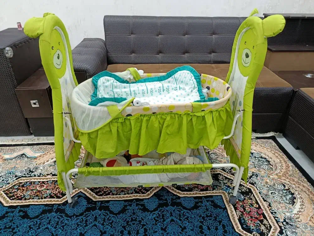 گهواره تخت خواب نوزاد|تخت و سرویس خواب|شیراز, شهرک مطهری|دیوار