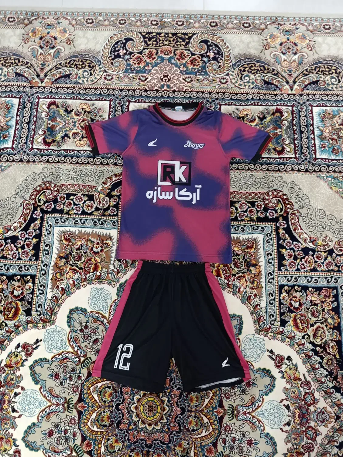 لباس ورزشی|تجهیزات ورزشی|بوئین زهرا, |دیوار